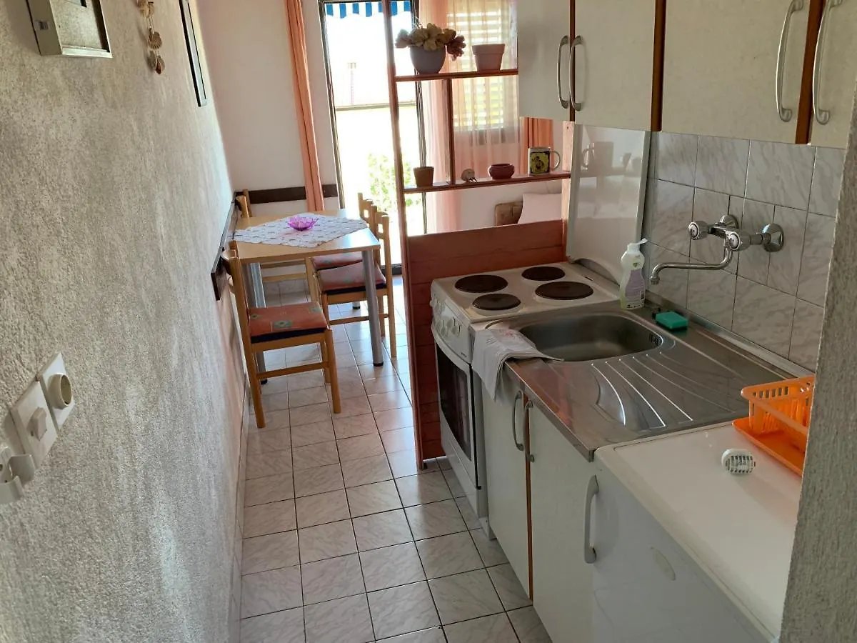 Apartmani Ficurin Starigrad Paklenica 0*,